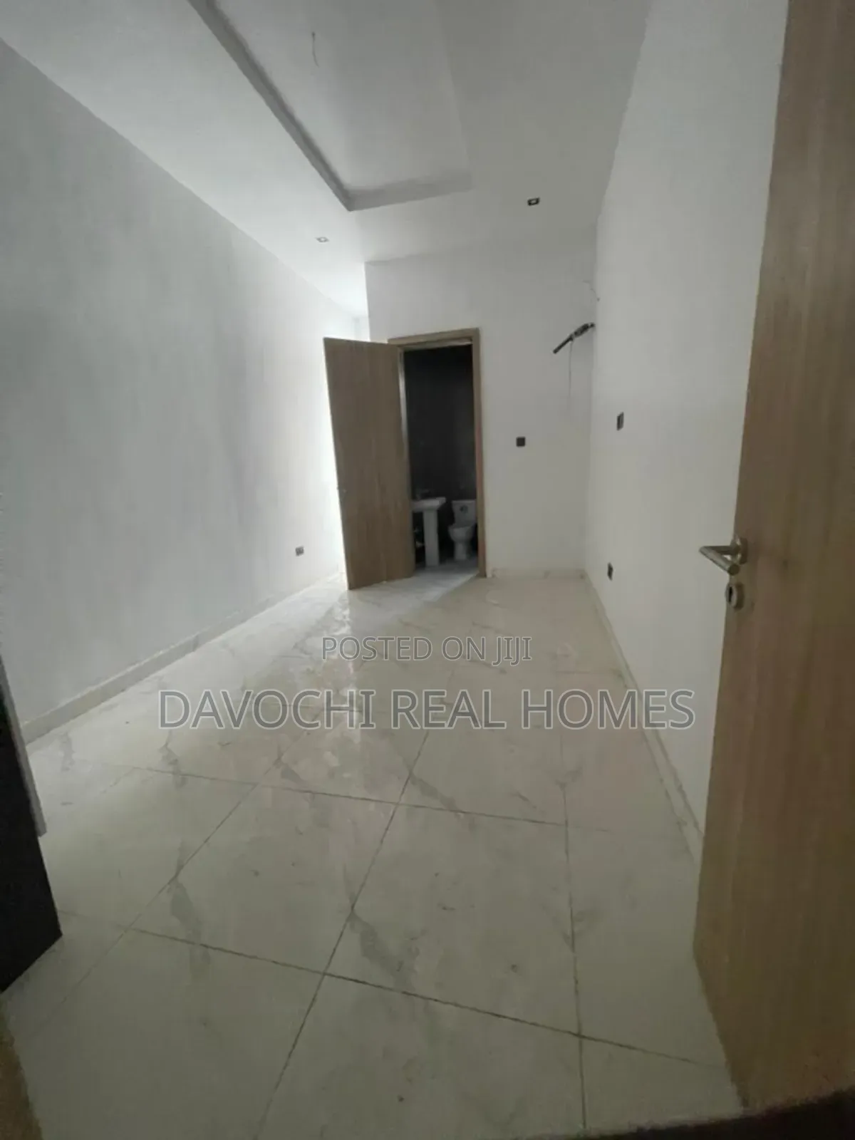 3bdrm Duplex in Ikota for rent in Ikota