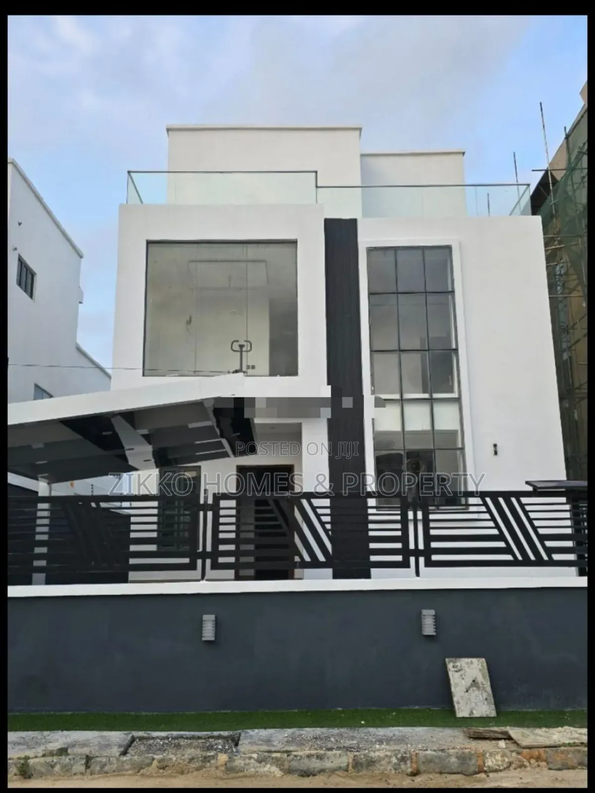 5bdrm Duplex in Osapa London, Lekki for sale in Lekki