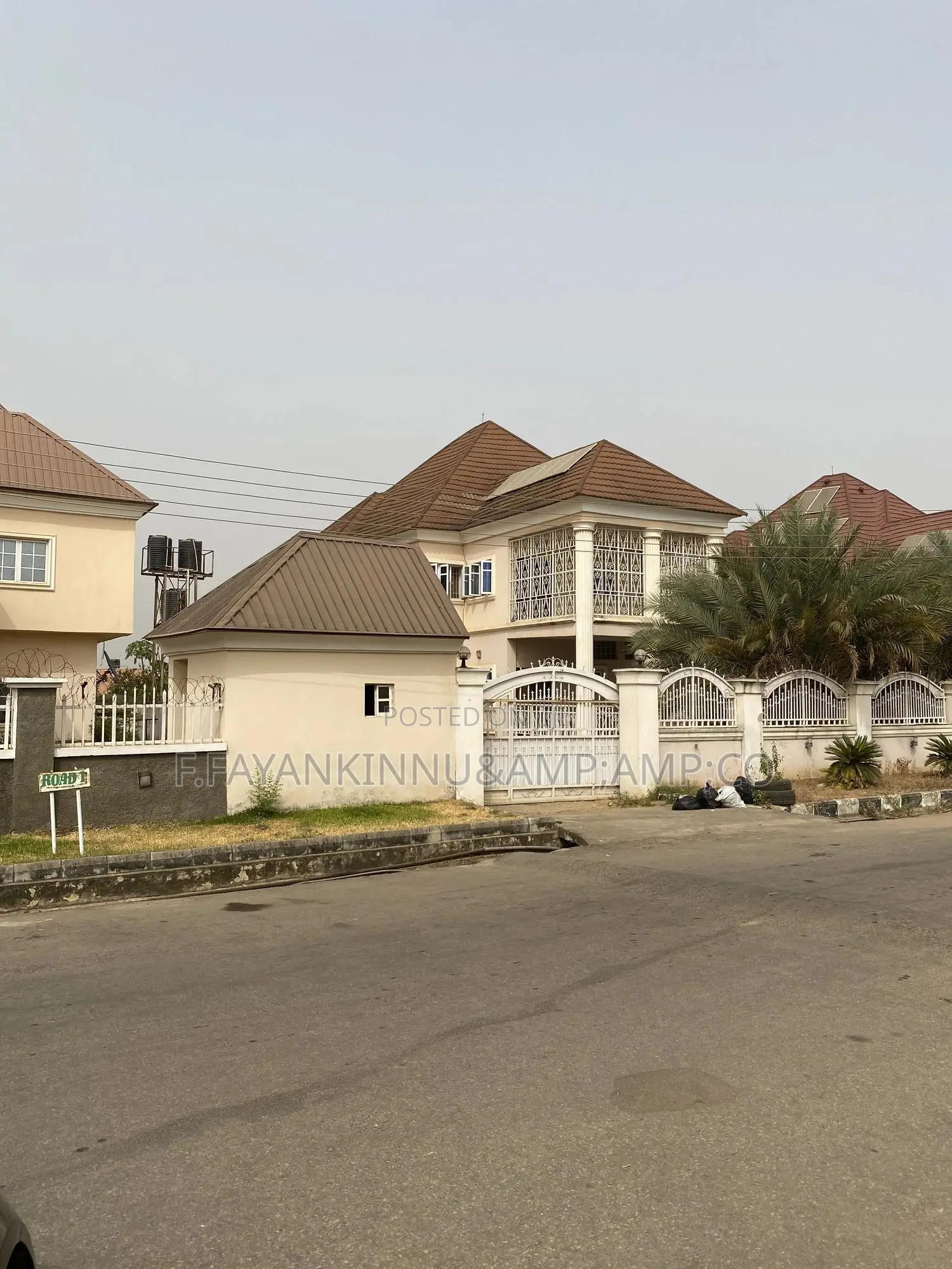 5bdrm Duplex in Basic Estate, Lokogoma for sale in Lokogoma