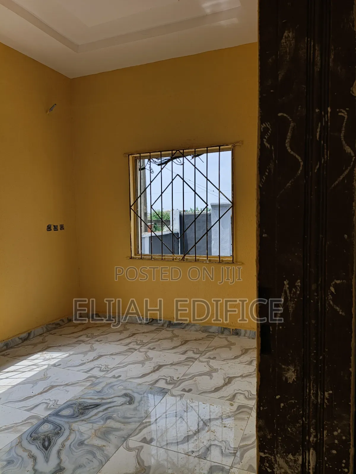 Furnished 1bdrm Block of Flats in Grammar School, Erunwe for rent in Erunwe