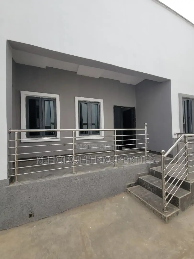2bdrm Bungalow in Basorun Housing, Akobo for rent in Akobo