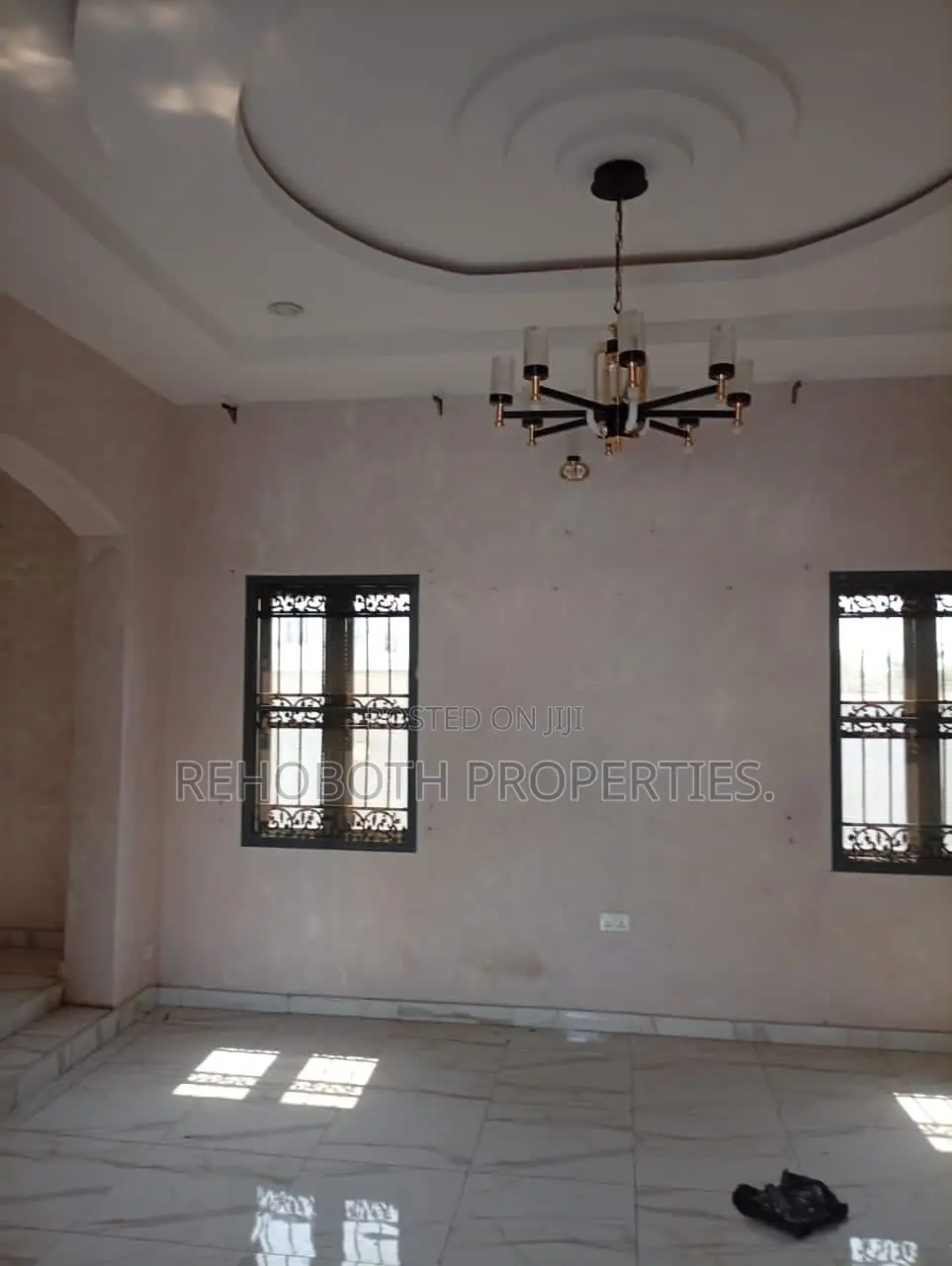 6bdrm Duplex in Alpha Grace Estate, Jericho for rent in Jericho