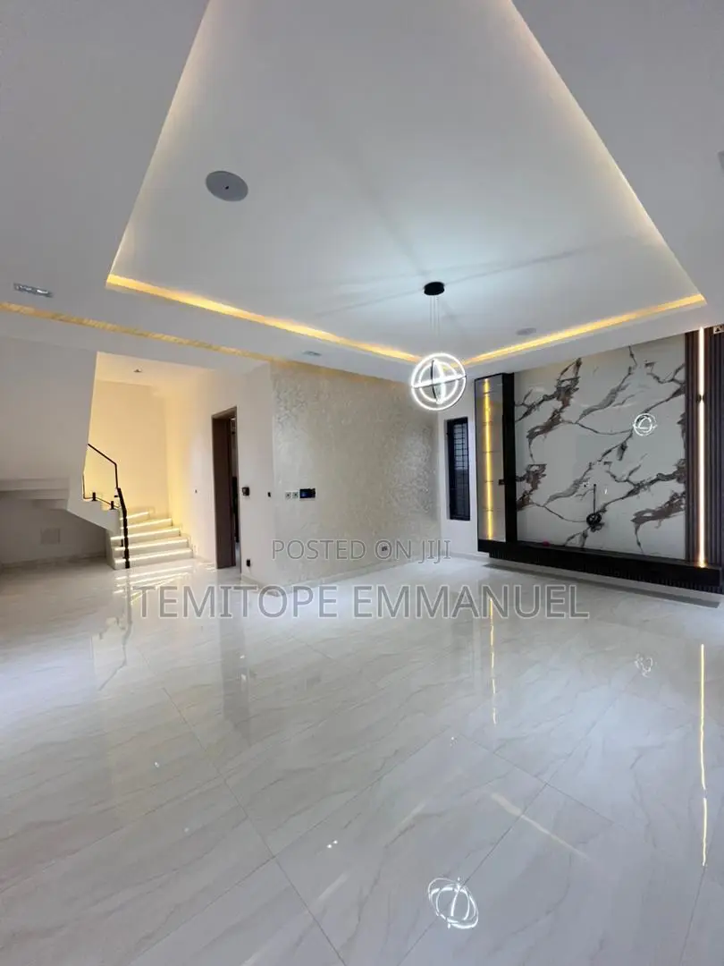 Furnished 5bdrm Duplex in Lekki Phase 1 for sale in Lekki Phase 1