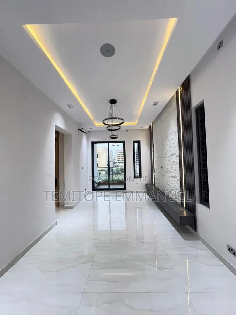 Furnished 5bdrm Duplex in Lekki Phase 1 for sale in Lekki Phase 1