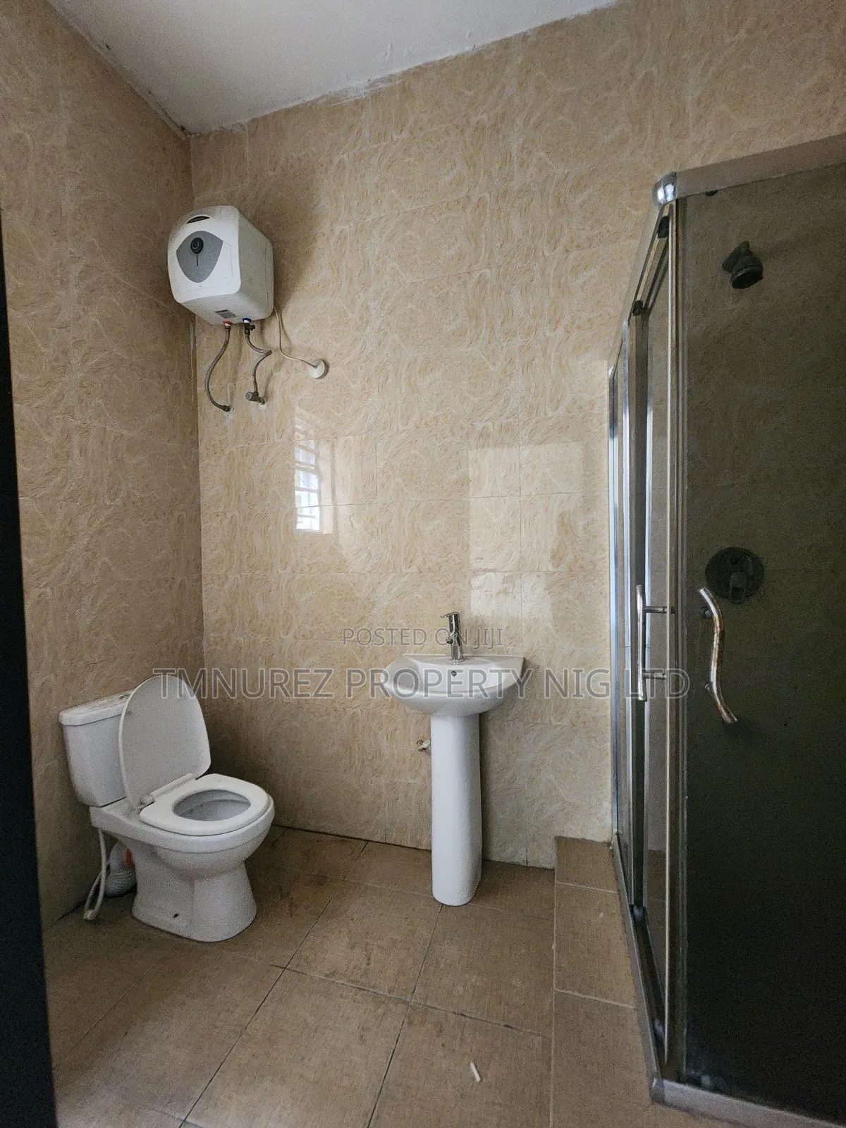 Studio Apartment in Lekki County Home 🏡, Chevron for rent in Chevron