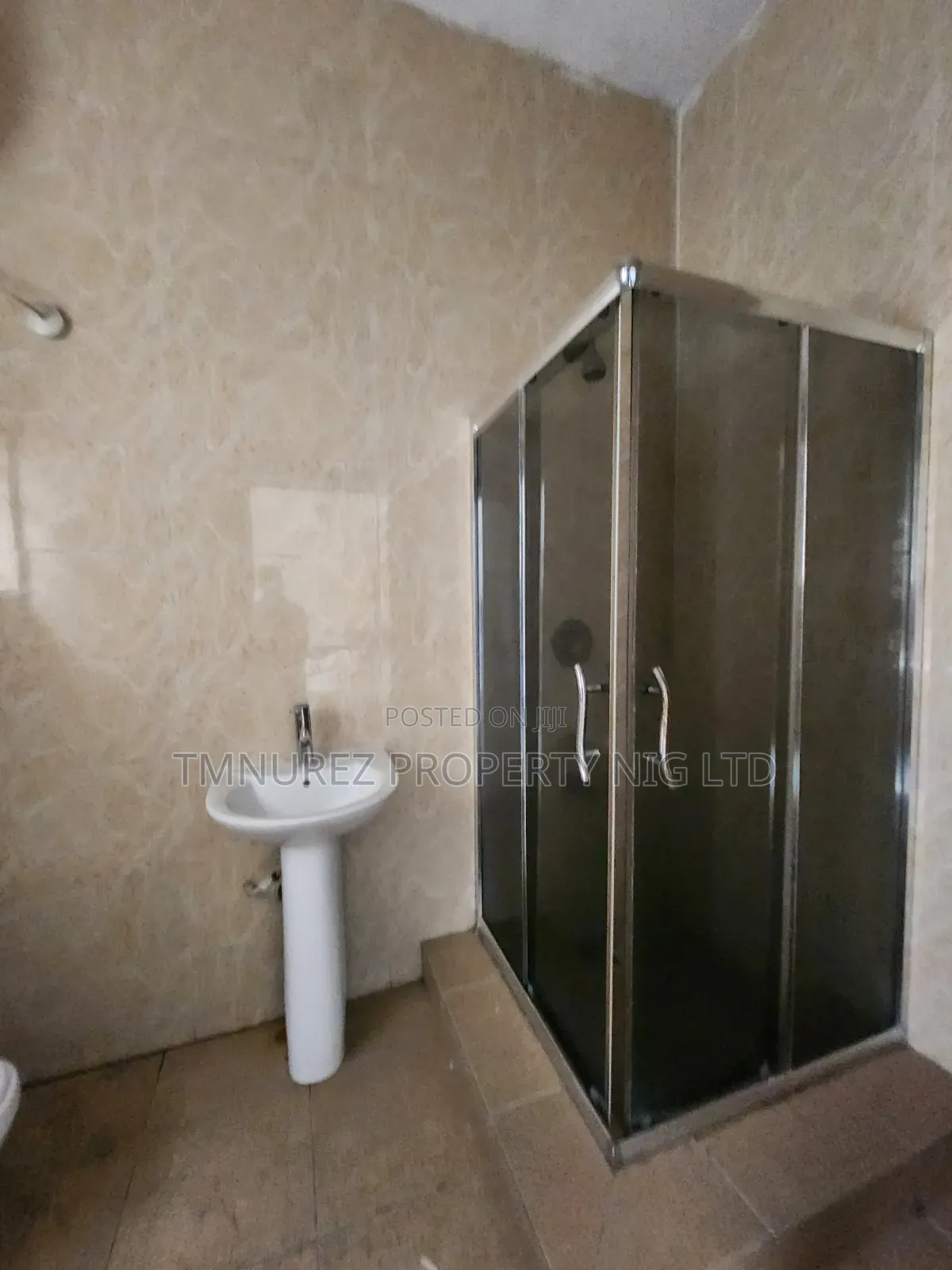Studio Apartment in Lekki County Home 🏡, Chevron for rent in Chevron