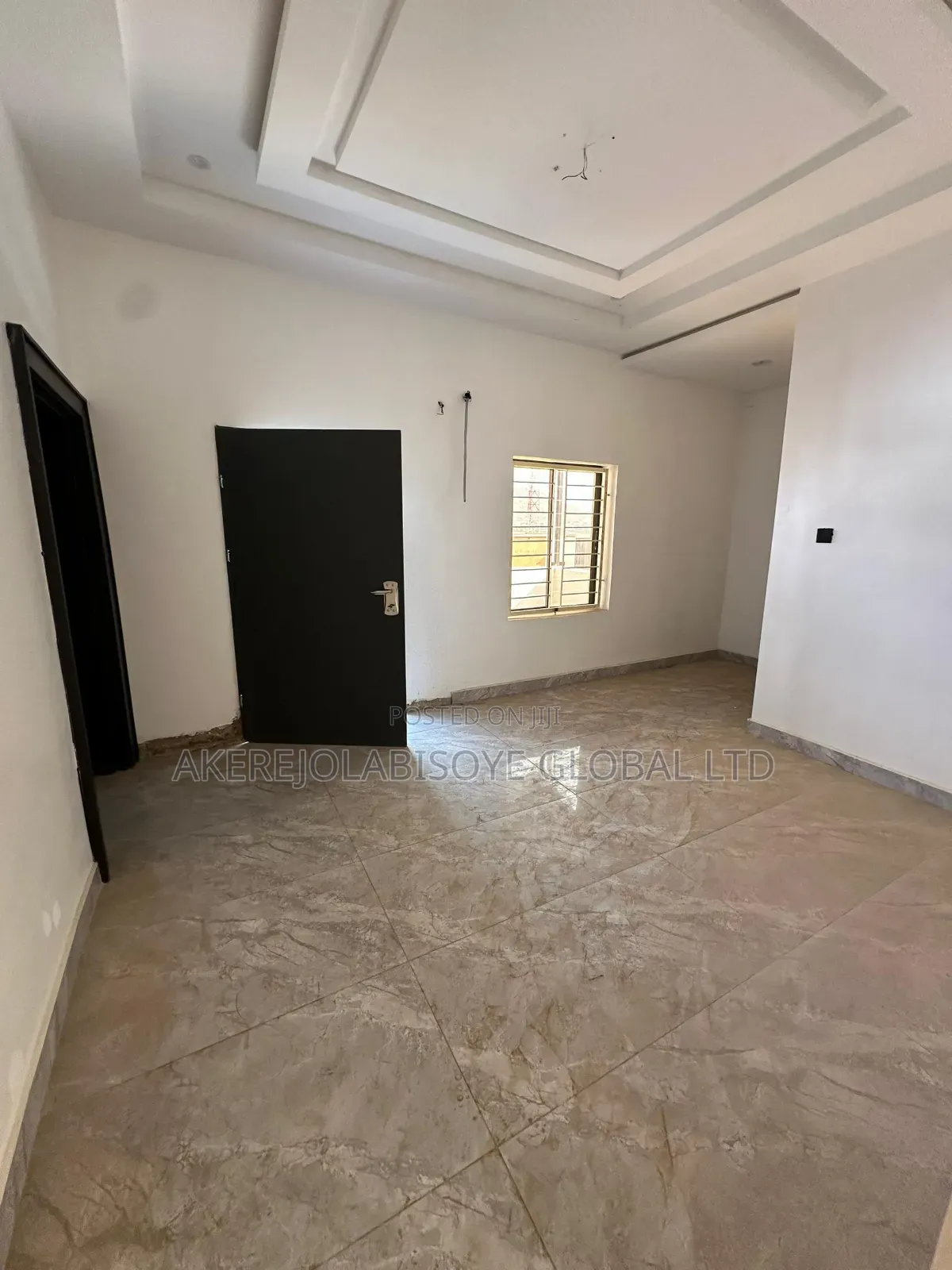 4bdrm Duplex in Lifecamp for sale in Life Camp
