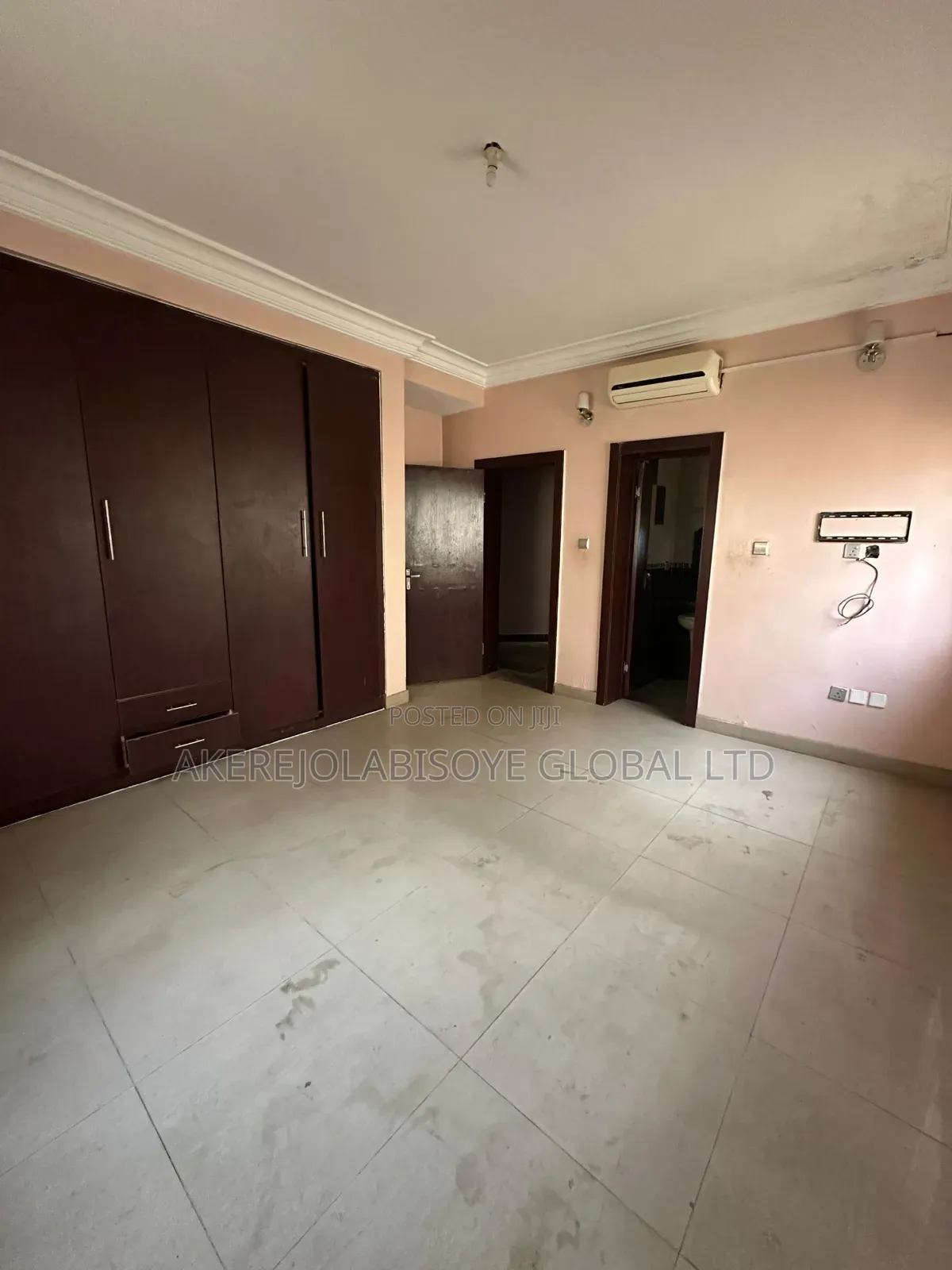 4bdrm Duplex in In An Estate for rent in Life Camp
