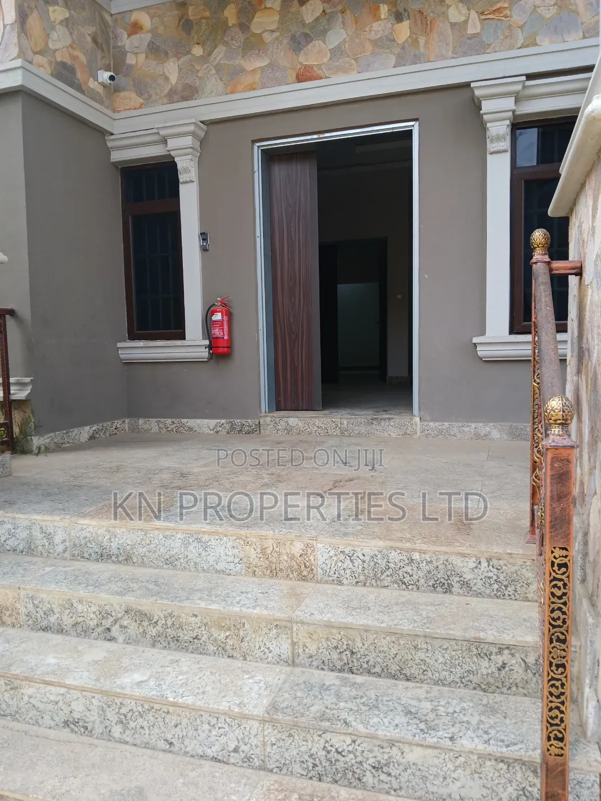 5bdrm Duplex in Gusape Main, Guzape District for rent in Guzape District