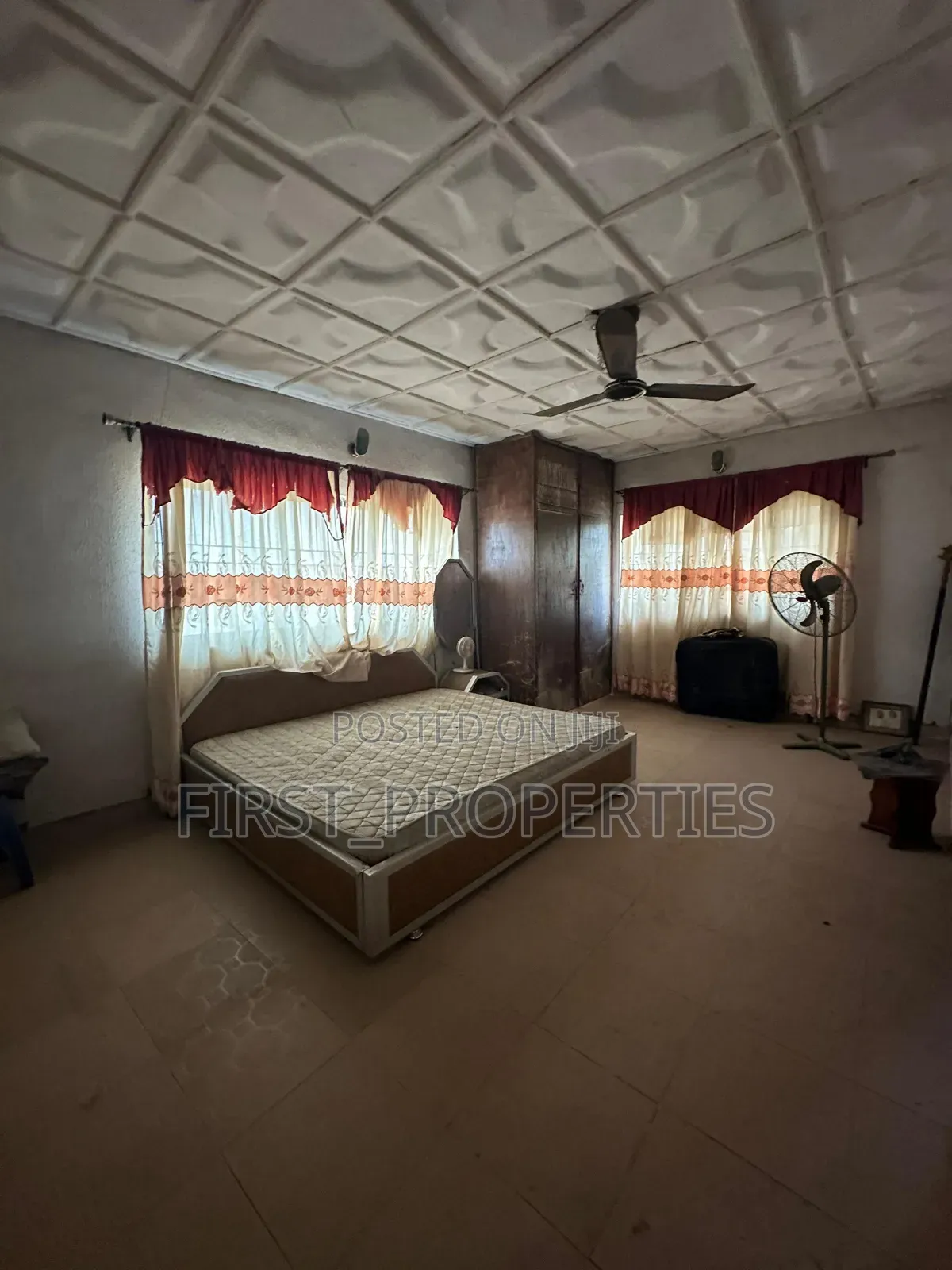 9bdrm Block of Flats in Providence Estate, Eleyele for sale in Eleyele