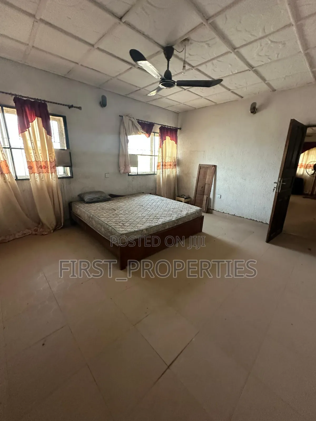 9bdrm Block of Flats in Providence Estate, Eleyele for sale in Eleyele