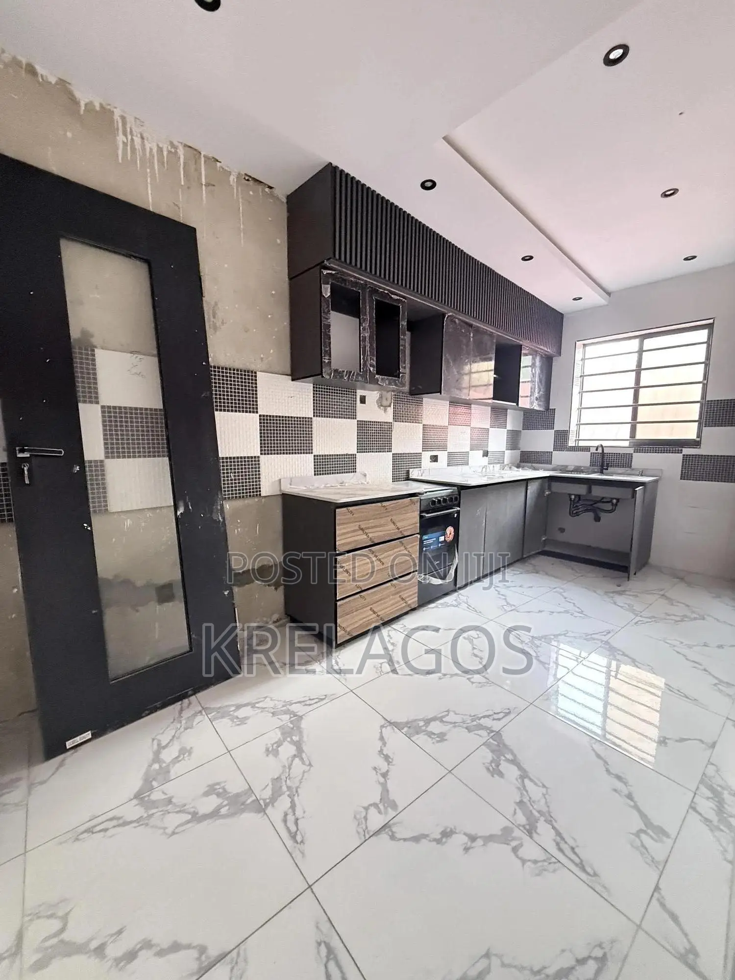 2bdrm Apartment In Ikate For Sale in Ikate