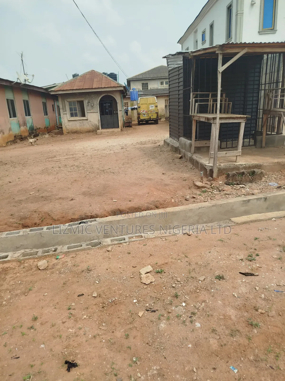 3bdrm Apartment in Agric Estate, Igando / Ikotun/Igando for sale in Igando / Ikotun/Igando