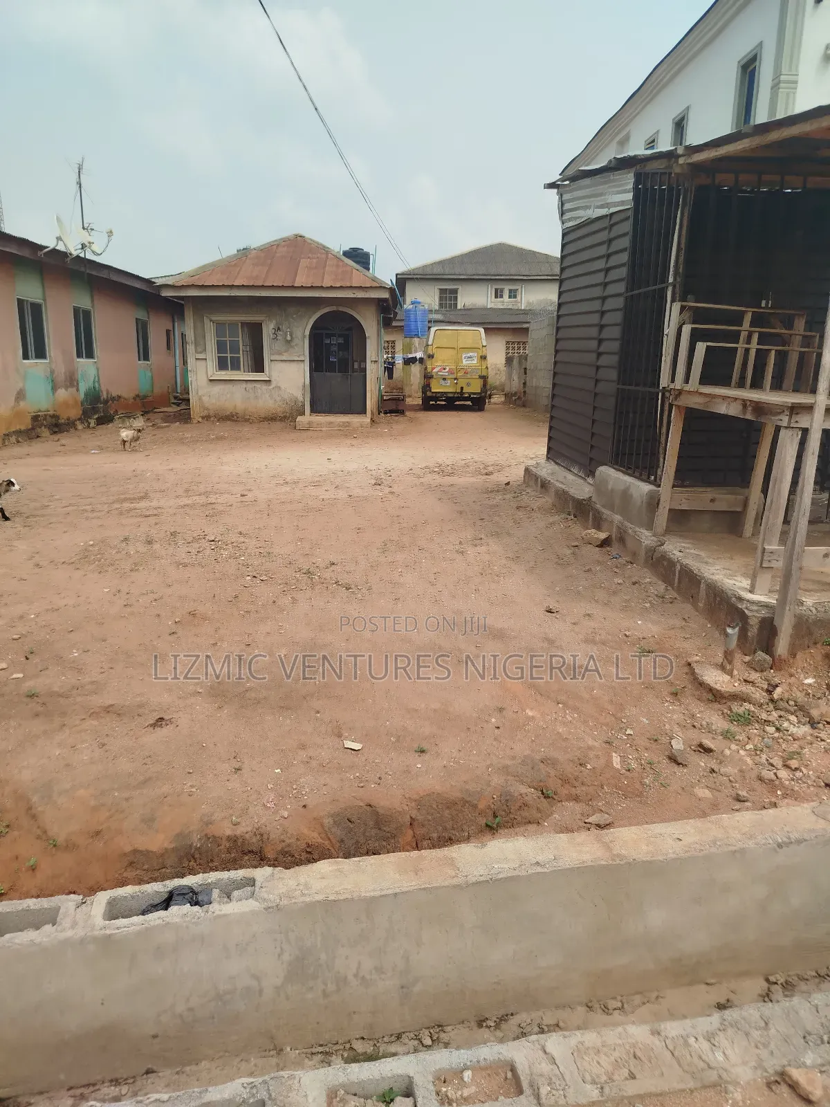 3bdrm Apartment in Agric Estate, Igando / Ikotun/Igando for sale in Igando / Ikotun/Igando