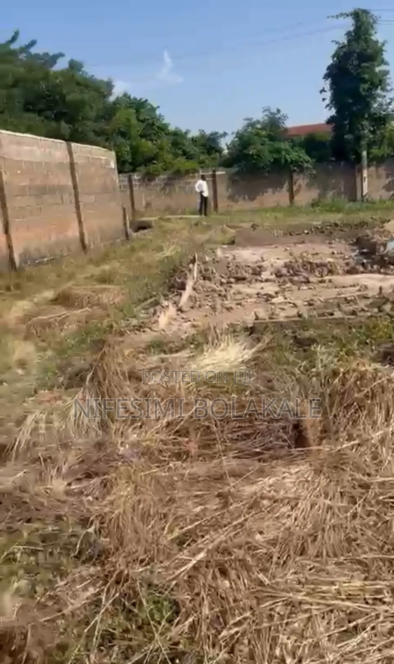 One and Half Plot of Land at Adetokun Area Very Close to Bitemore in Ologuneru