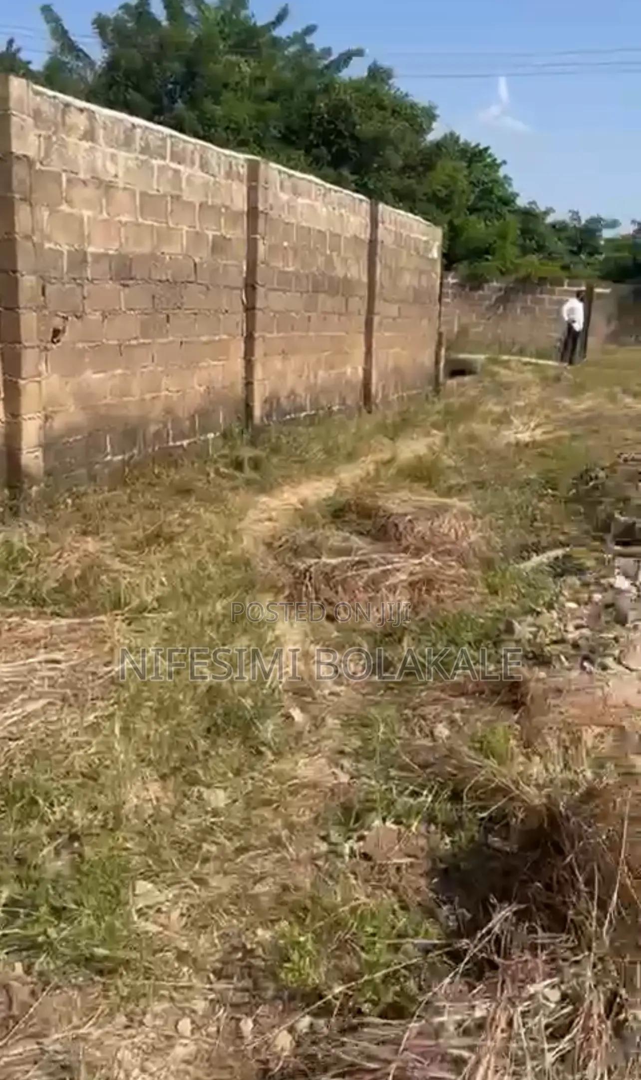 One and Half Plot of Land at Adetokun Area Very Close to Bitemore in Ologuneru