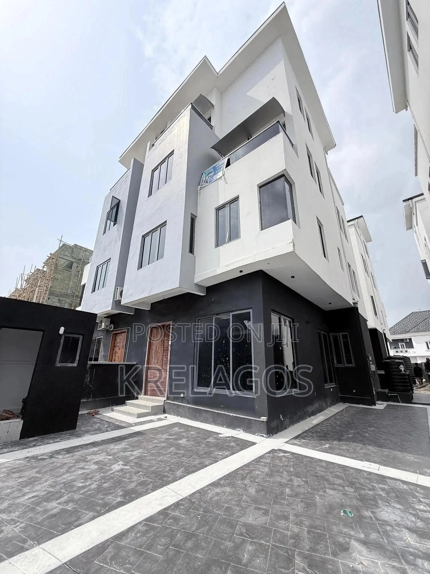 4bdrm Duplex in Ikate, Lekki for sale in Ikate