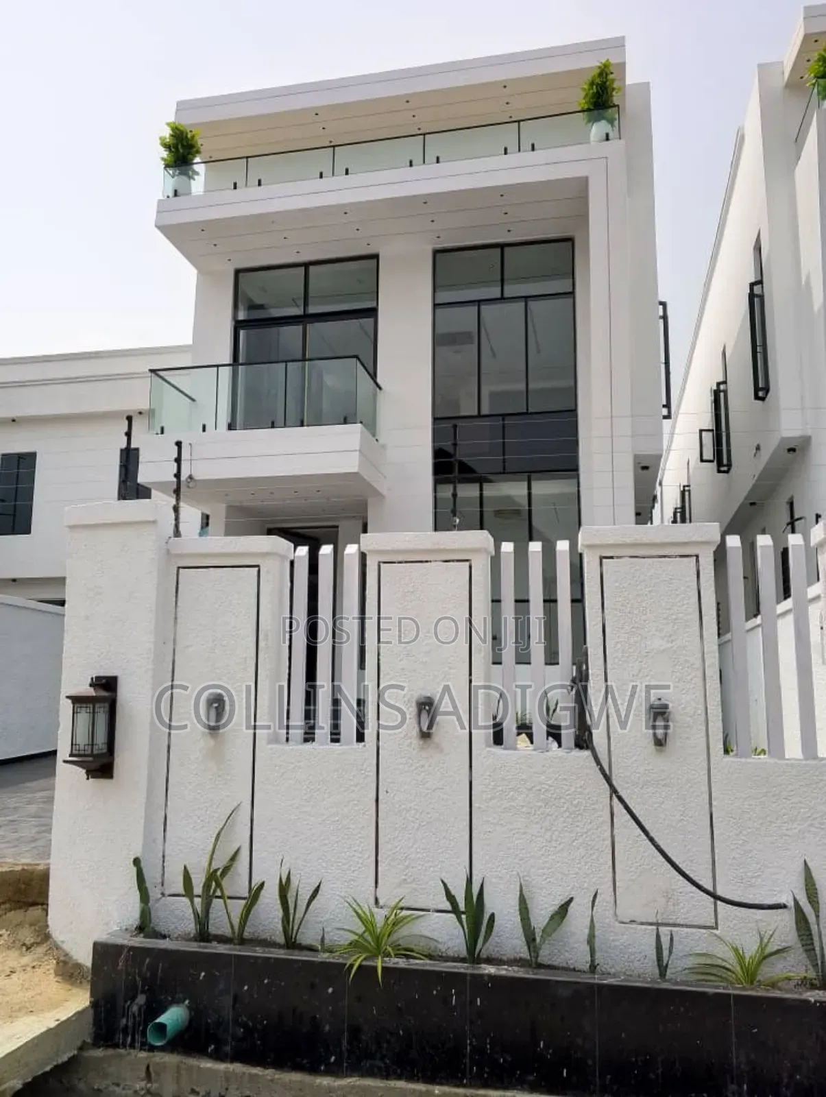 5bdrm Duplex in Lbs Sangotedo for sale in Sangotedo