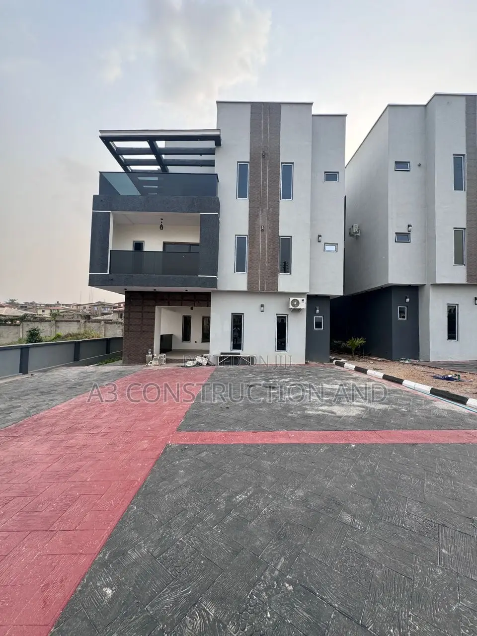 5bdrm Penthouse in Eng Lere Adigun Gra,, Basorun for rent in Basorun