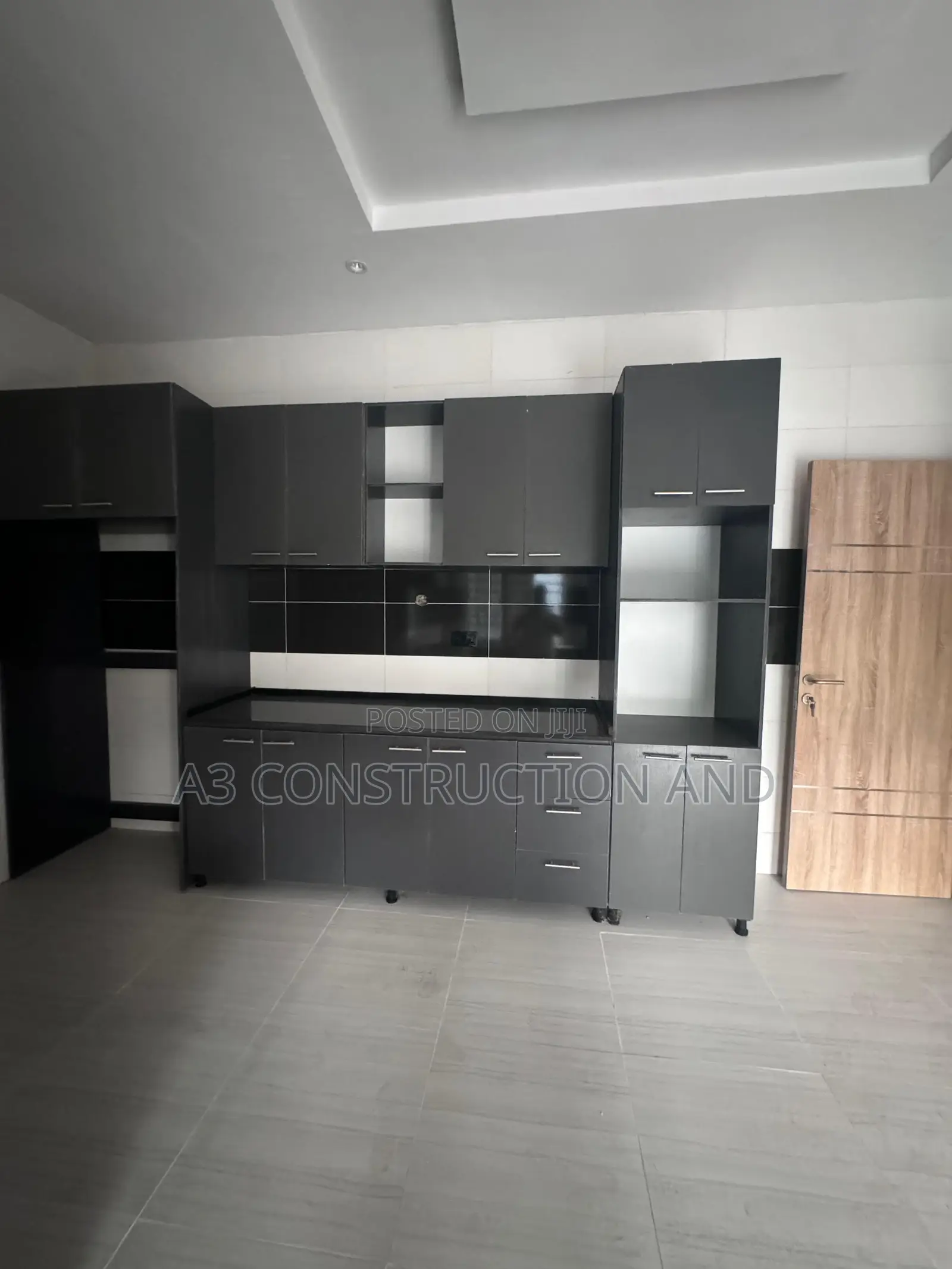 5bdrm Penthouse in Eng Lere Adigun Gra,, Basorun for rent in Basorun