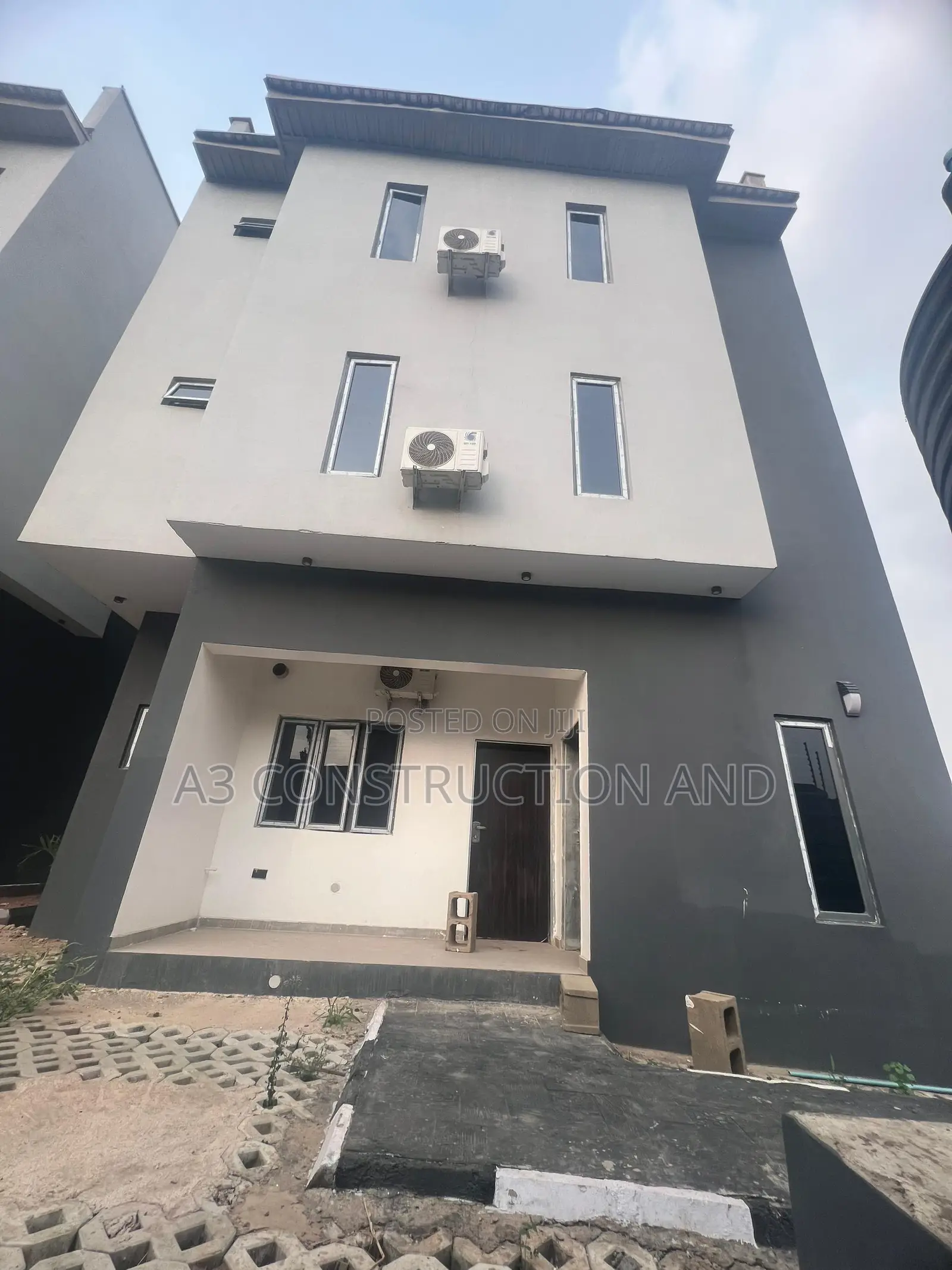 5bdrm Penthouse in Eng Lere Adigun Gra,, Basorun for rent in Basorun
