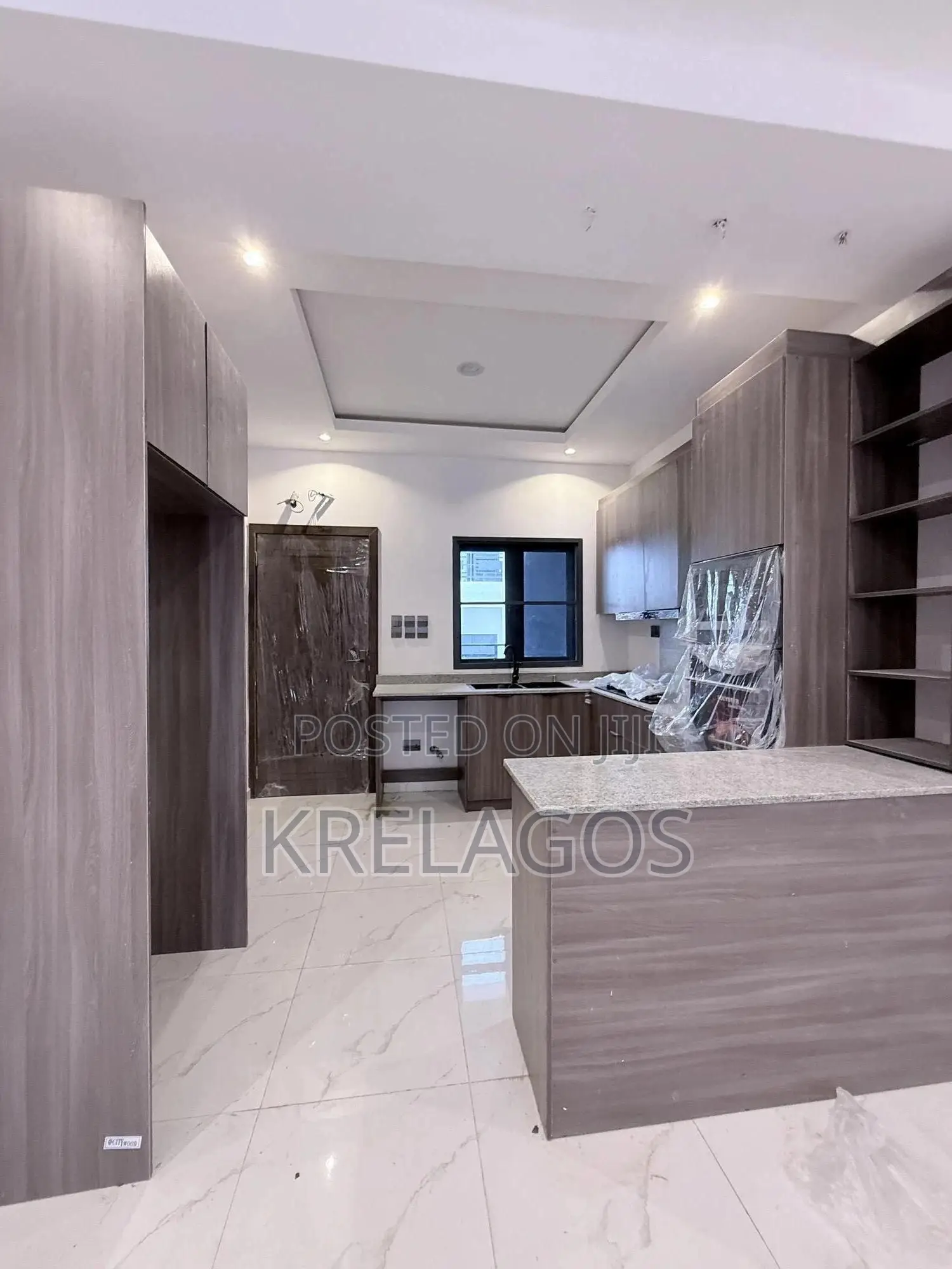 3bdrm Apartment In Ikate, Lekki For Sale in Ikate