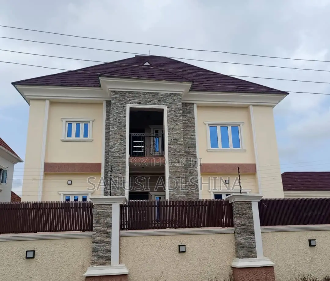 6bdrm Duplex in Gwarimpa Estate,Fct, Gwarinpa for sale in Gwarinpa