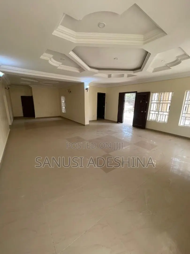6bdrm Duplex in Gwarimpa Estate,Fct, Gwarinpa for sale in Gwarinpa