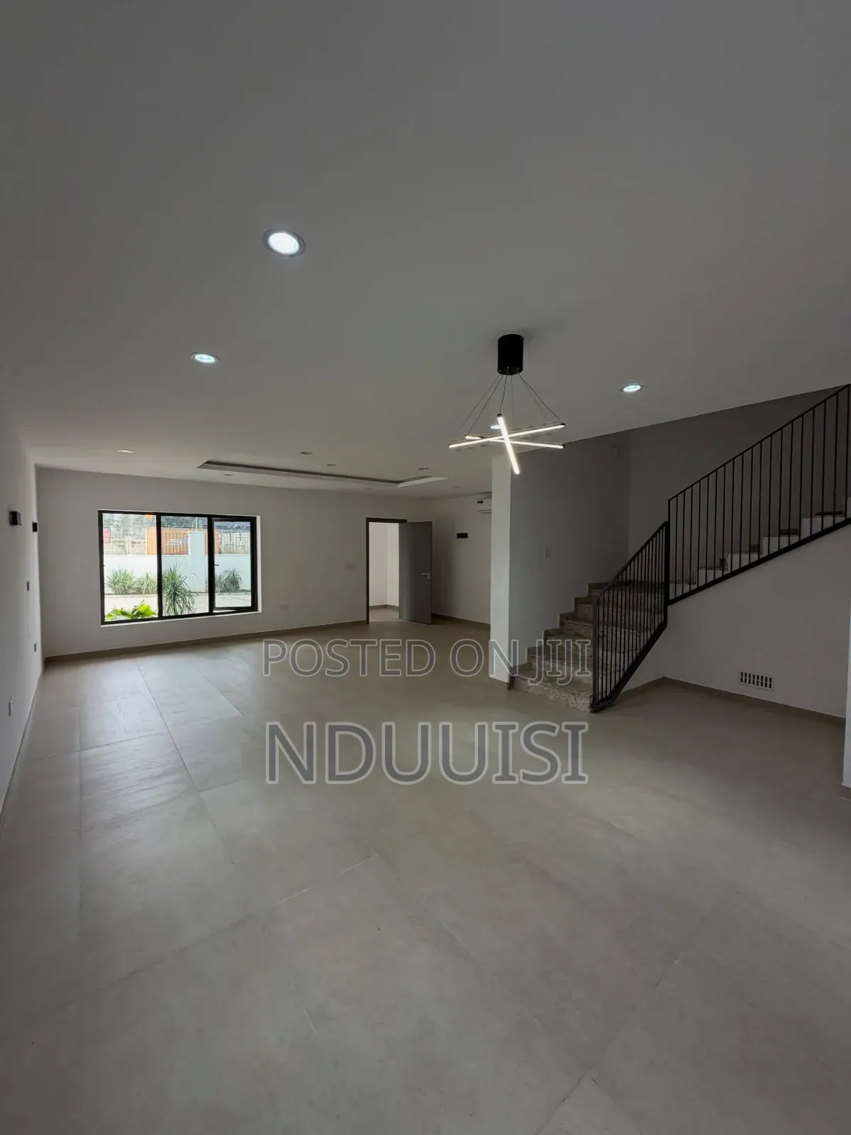 5bdrm Townhouse/Terrace in Jahi for sale in Jahi
