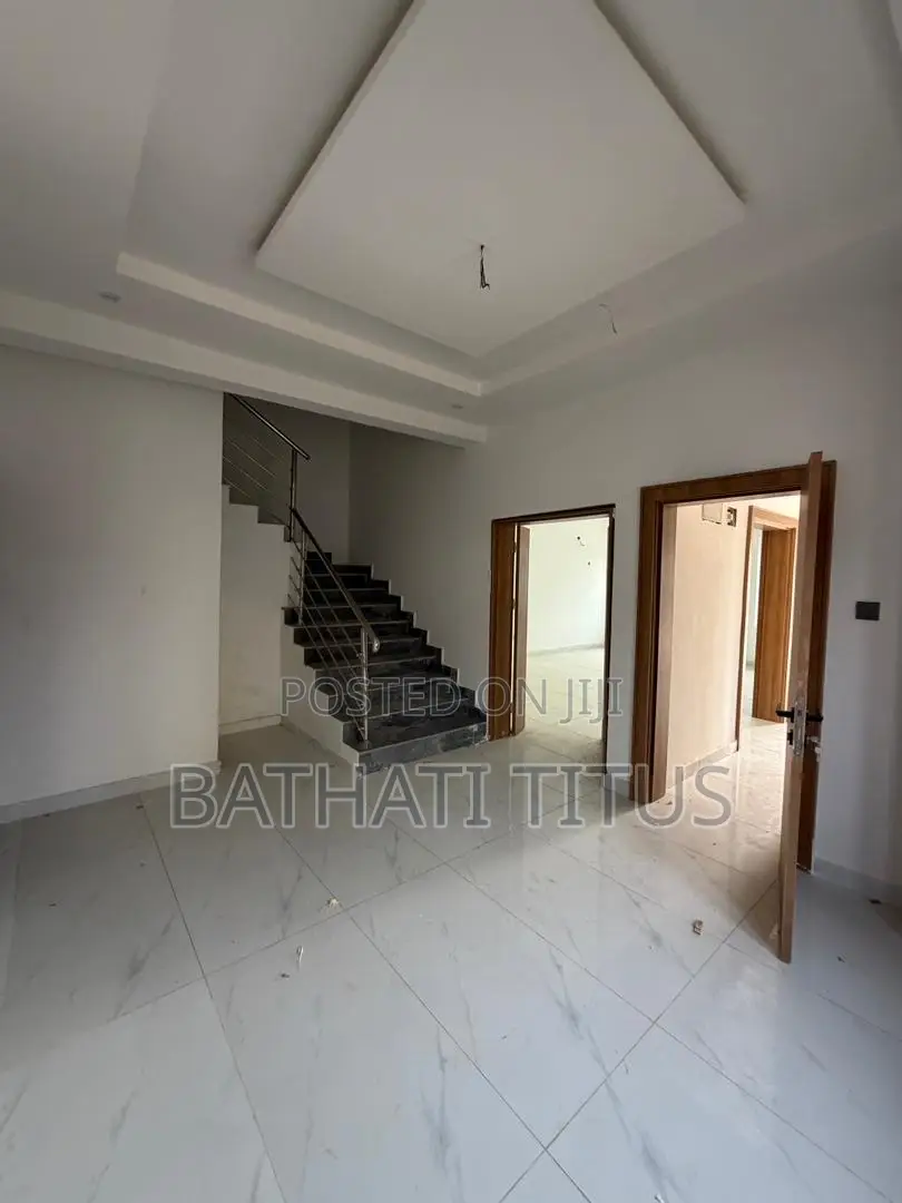 4bdrm Duplex in Jahi for sale in Jahi