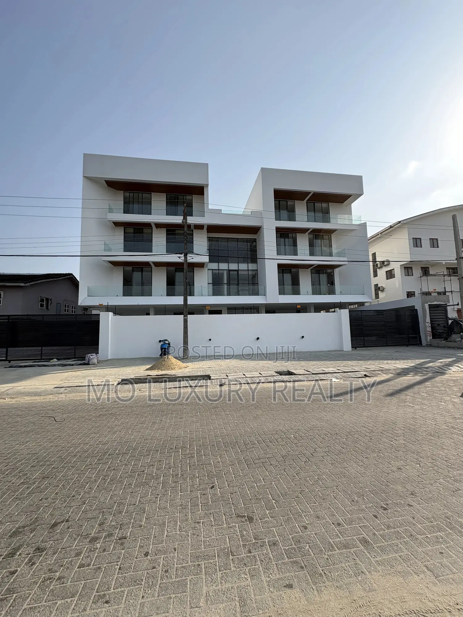 2bdrm Apartment in Ikate for sale in Ikate