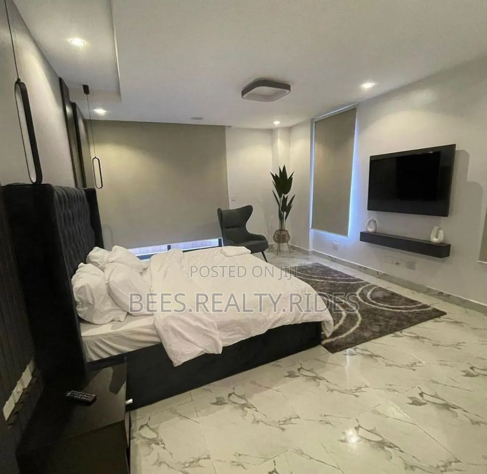 Lovely 1 Bedroom Apartment With a Pool, Gym and an Elevator in Lekki Phase 1