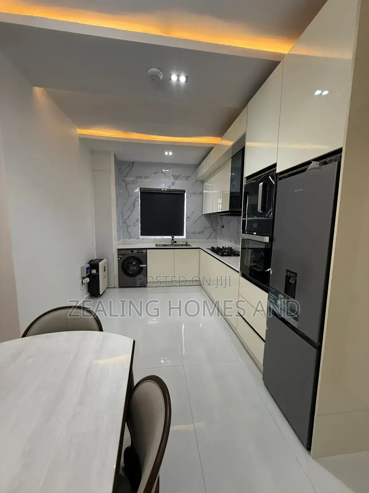 Furnished 3bdrm Apartment in Lekk Phase 1 for sale in Lekki Phase 1