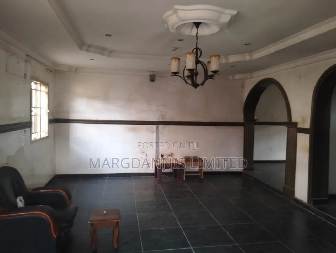 11bdrm Duplex in Lagos, Agric for sale in Agric