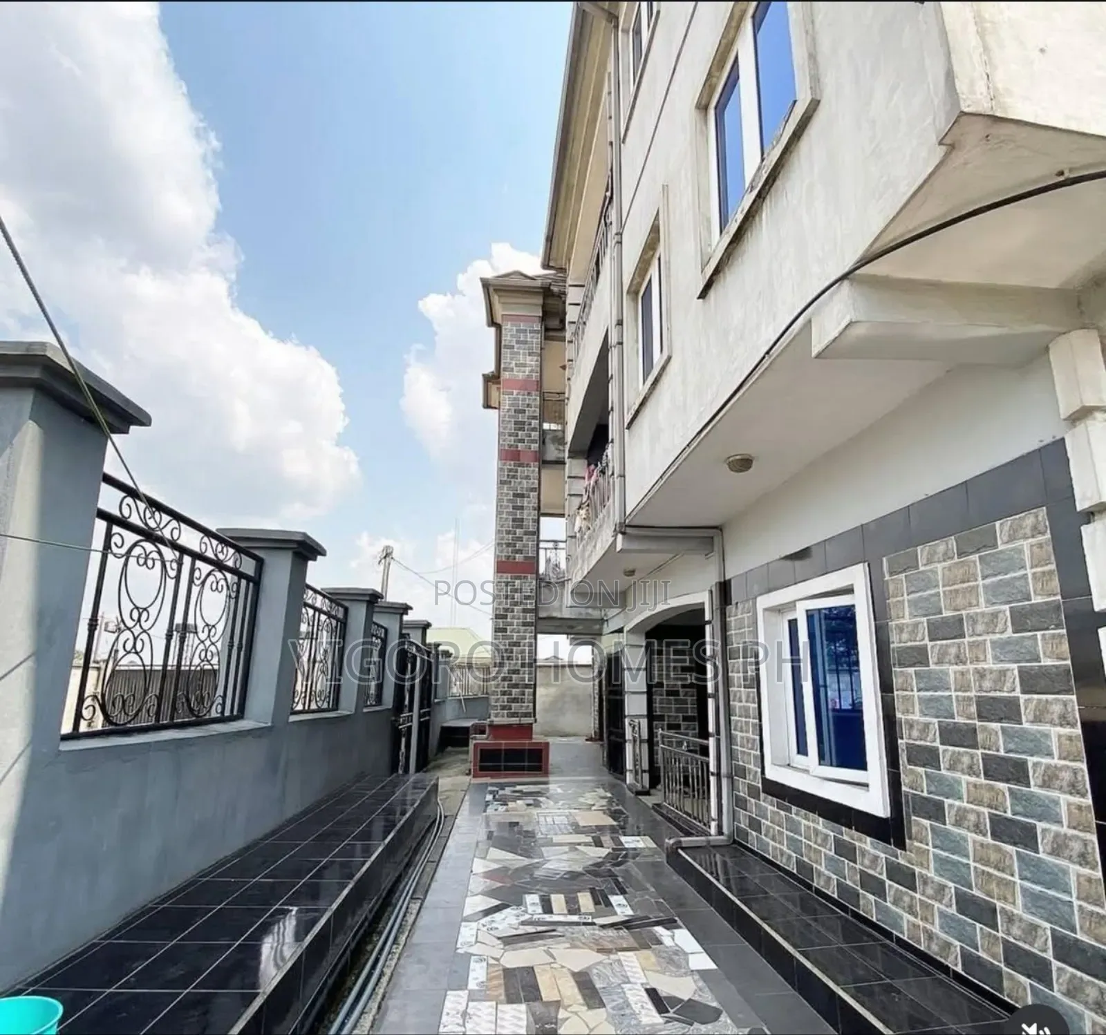 9bdrm Block of Flats in Port-Harcourt for sale in Port-Harcourt