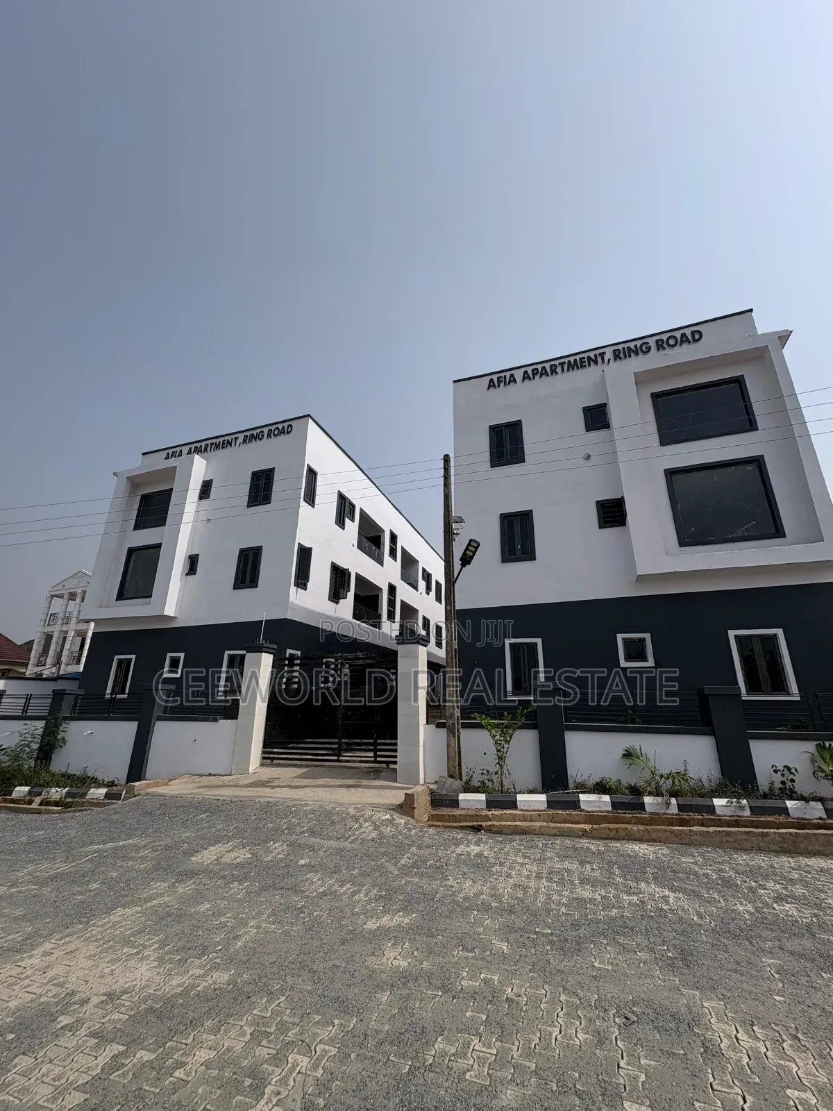 2bdrm Block of Flats in Chief Lateef for sale in Rind Road