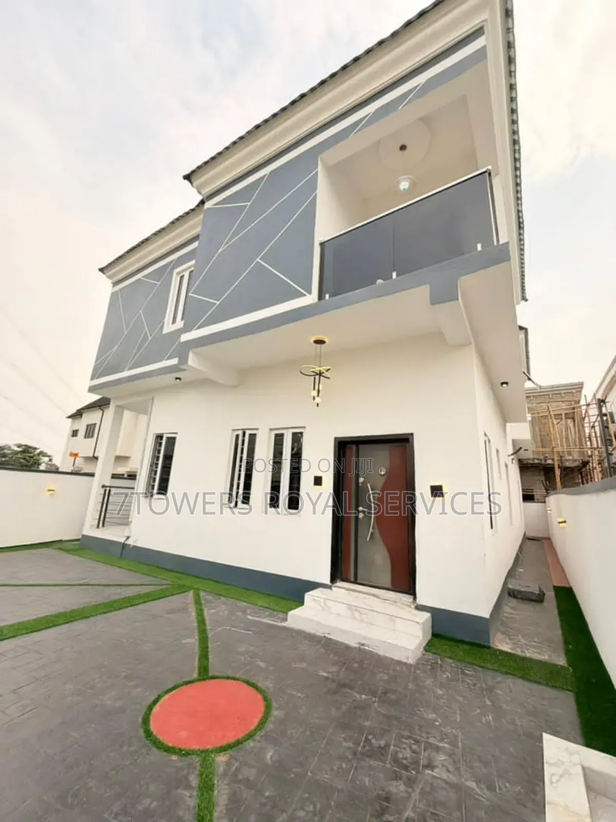 4bdrm Duplex in Thomas Estate for sale in Thomas Estate
