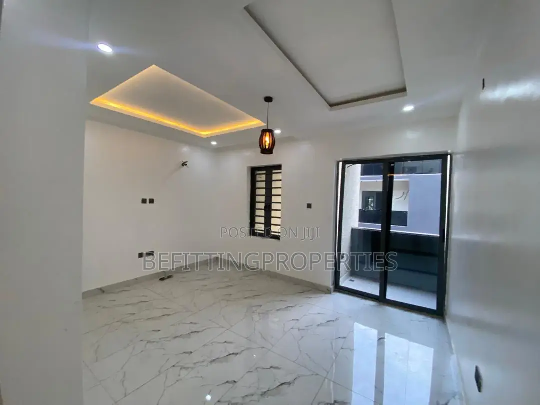 4bdrm Duplex in Ikeja for sale in Ikeja