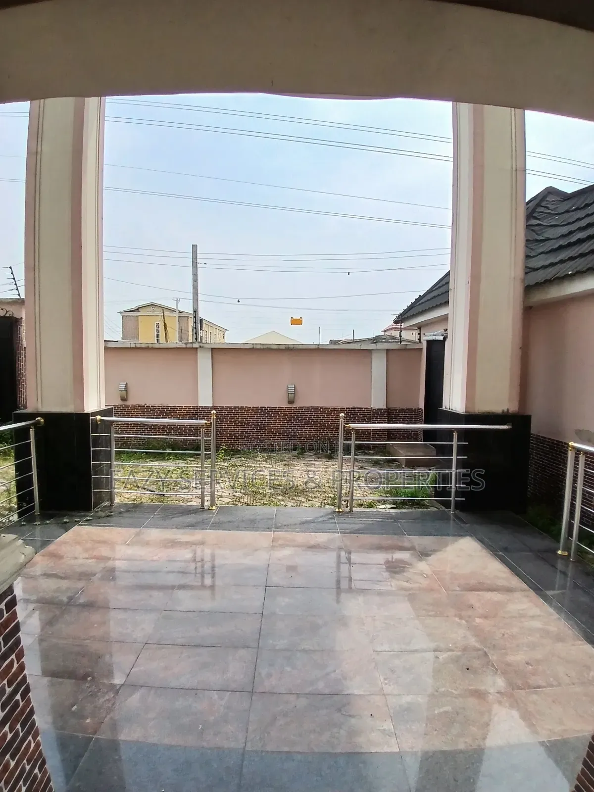 4bdrm Duplex in Secured Estate, Ajah for sale in Ajah