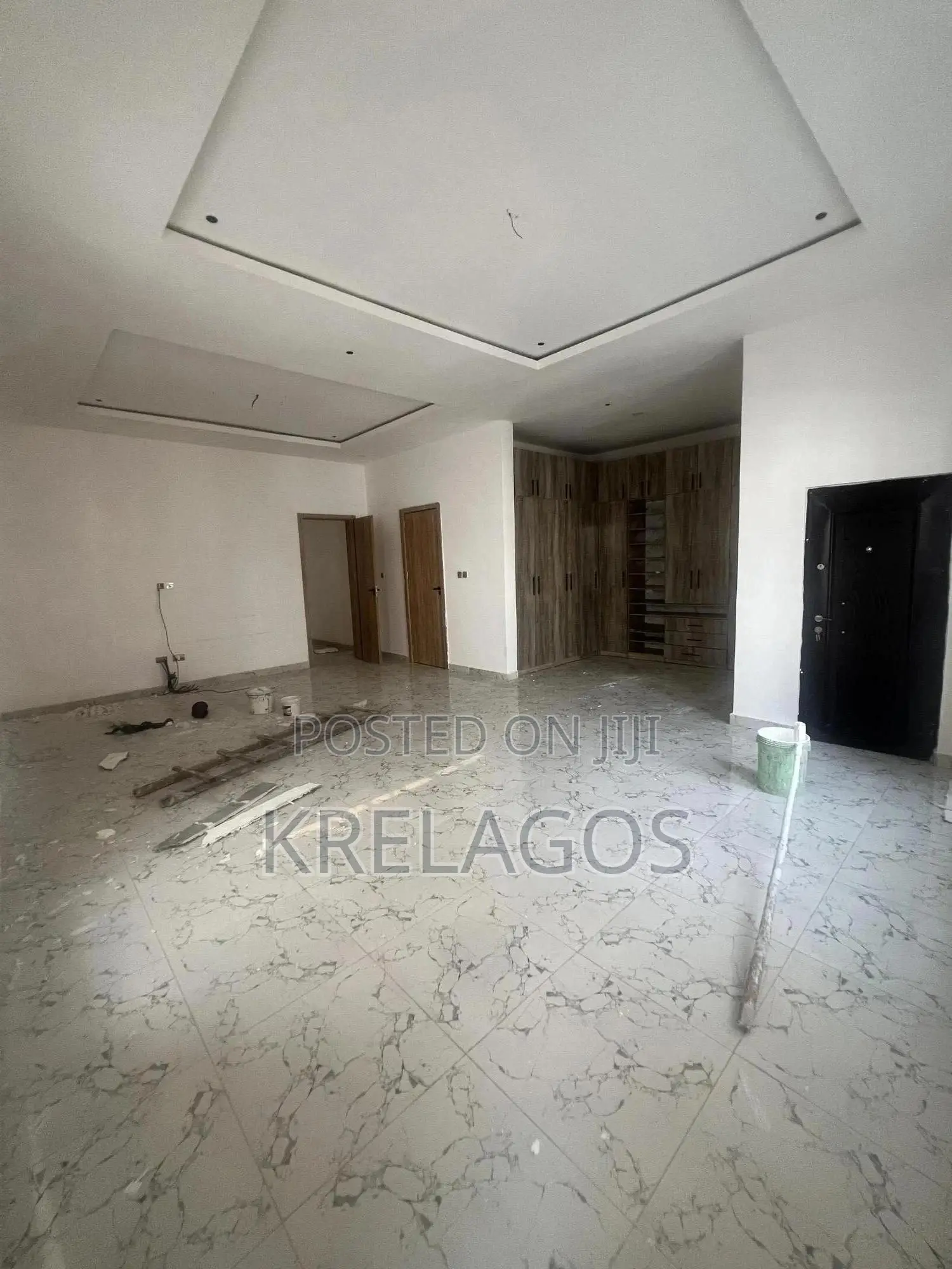 4bdrm Duplex in Lekki County, Ikota for sale in Ikota