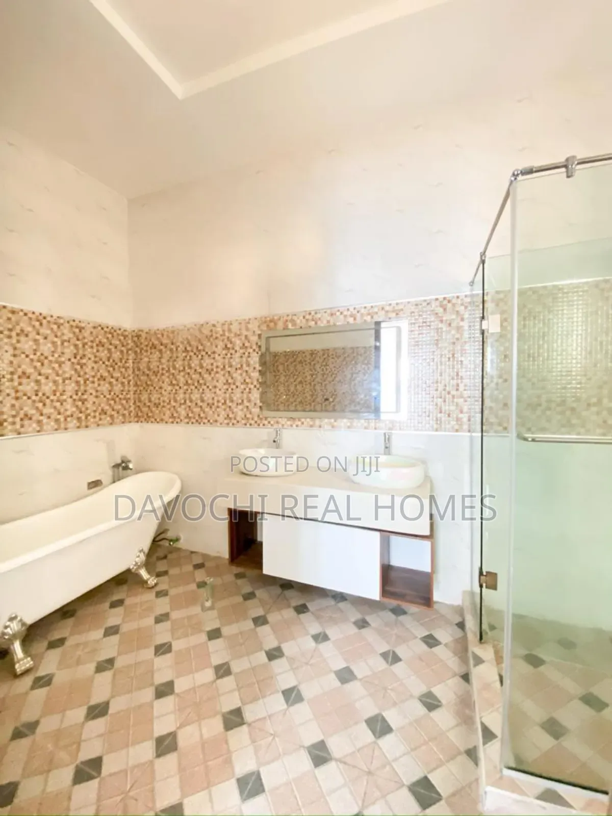 4bdrm Duplex in Orchid Road, Lekki for rent in Lekki