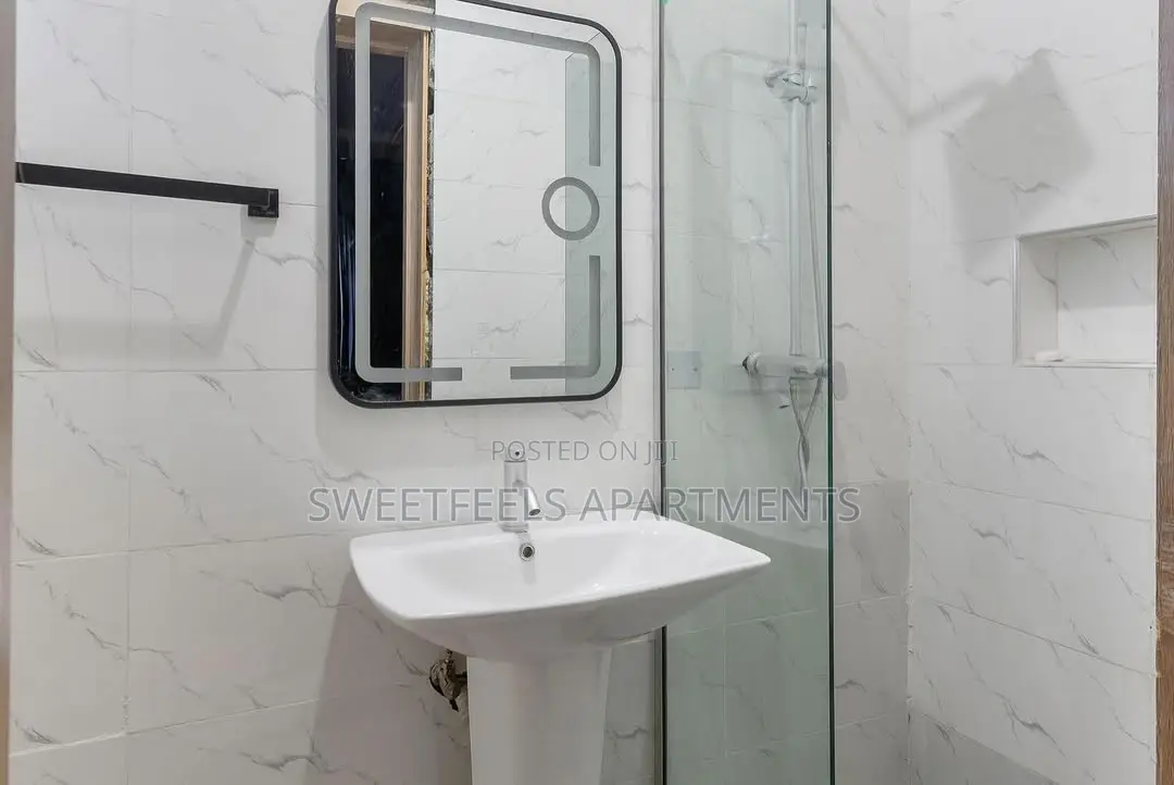 Alpha Prime Exquisite Luxe 2 Bedroom Apartment in Ikate