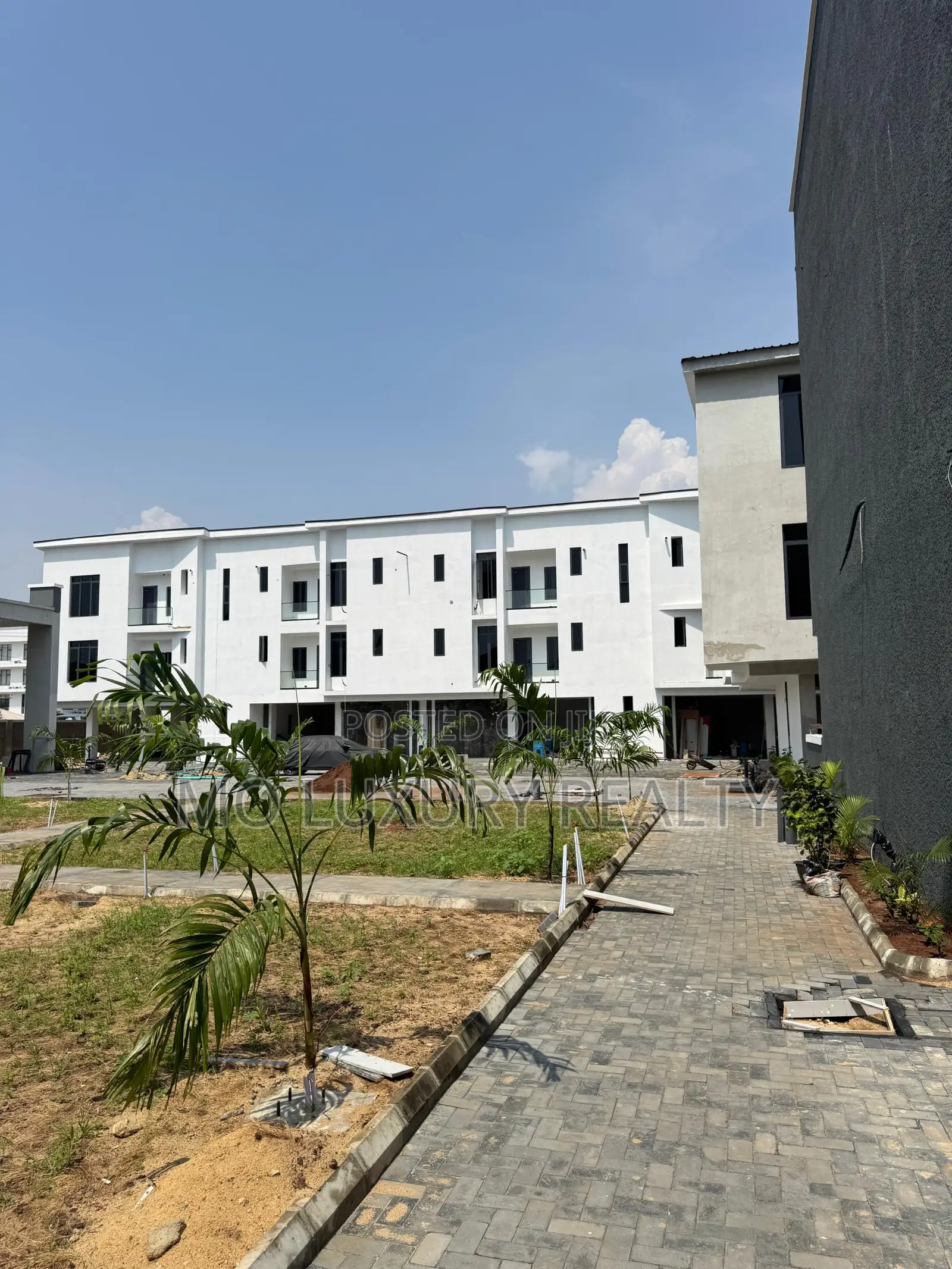 2bdrm Apartment in Ikate for sale in Ikate
