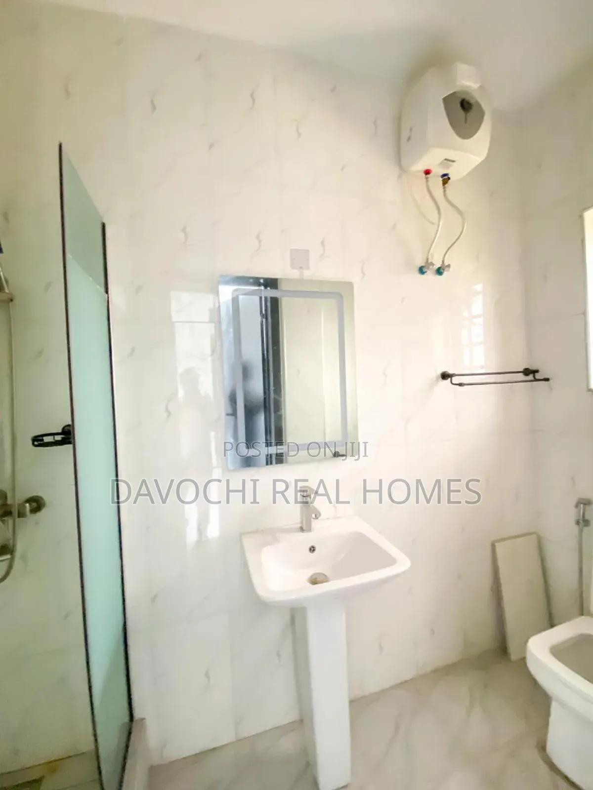 2bdrm Apartment in Ologolo, Lekki for rent in Lekki