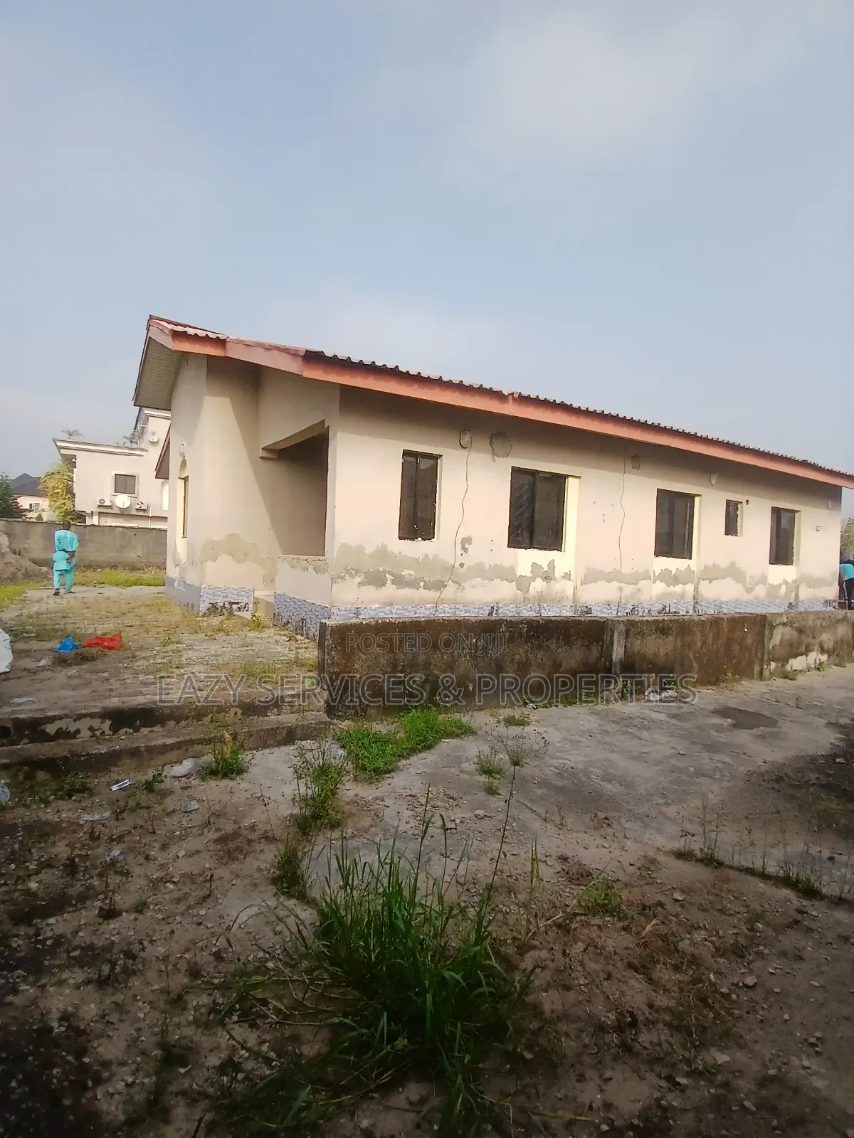 5bdrm Bungalow in Gated And Secured, Ajah for sale in Ajah