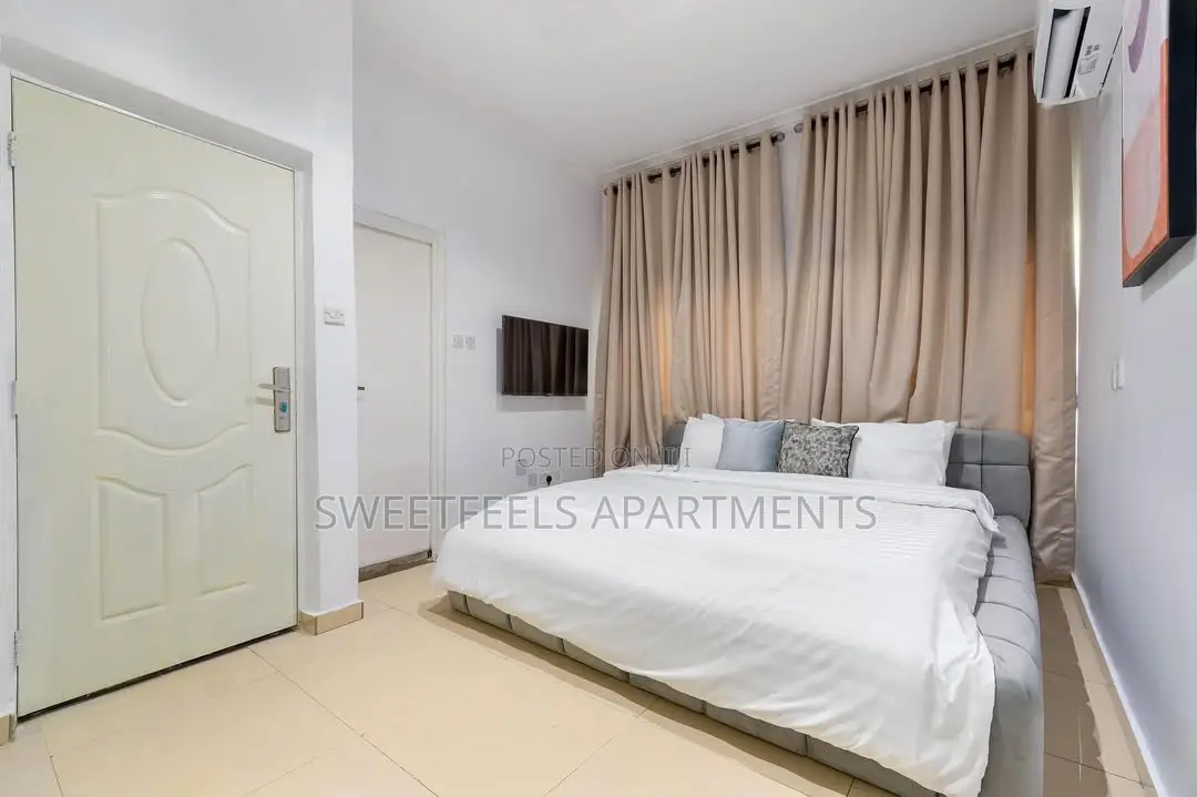 Beautifully Furnished And Spacious 3 Bedroom Apartment in Lekki Phase 1