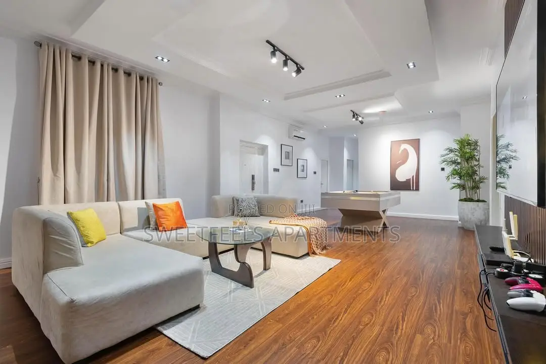 Beautifully Furnished And Spacious 3 Bedroom Apartment in Lekki Phase 1