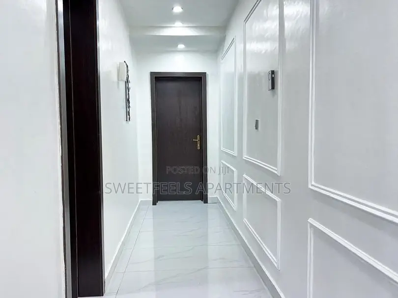Cozy 2 Bedroom Apartment With Snooker Board, Gym and Swimming Pool in Ikate