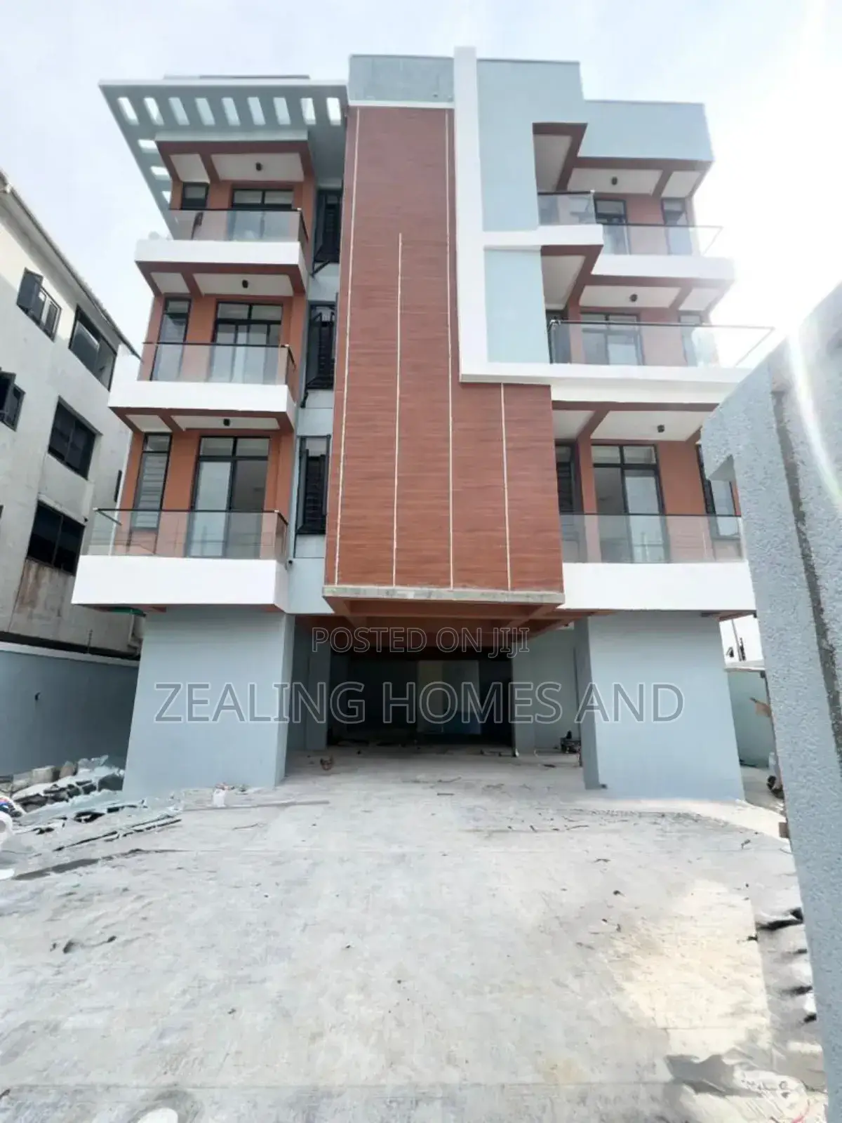 Furnished 2bdrm Block of Flats in Ologolo Estate Lekki for sale in Ologolo
