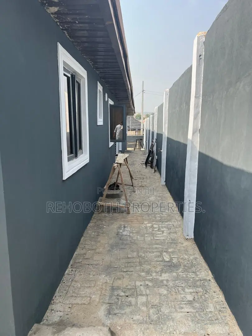 2bdrm Bungalow in Dove Estate, Akala Express for rent in Akala Express